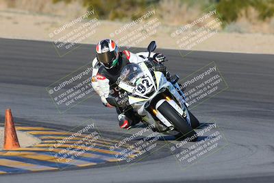 media/Dec-18-2022-SoCal Trackdays (Sun) [[8099a50955]]/Turn 10 (140pm)/